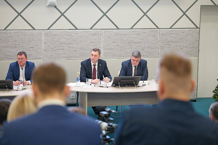 Калинин высказался о встрече губернатора с главврачами саратовских больниц